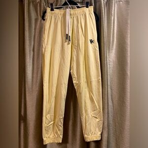 YoungLA men’s pastel pump cover joggers